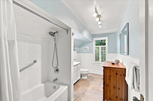 6048 Elm Street, Vancouver, BC 
