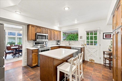 6048 Elm Street, Vancouver, BC 
