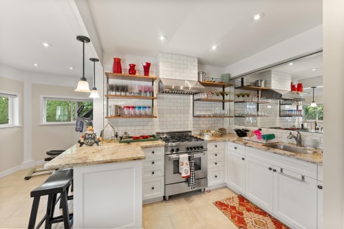 8440 Steveston Highway, Richmond, BC 