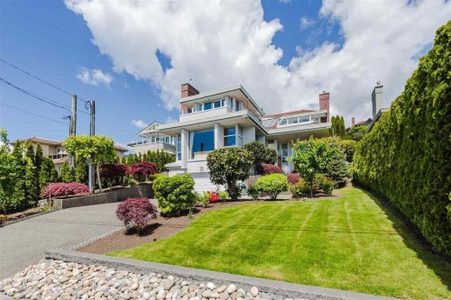 2273 Mathers Avenue, West Vancouver, BC 