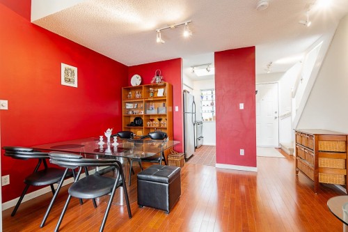 592 16Th Avenue W, Vancouver, BC 