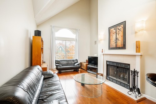 592 16Th Avenue W, Vancouver, BC 