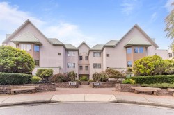 419-6735 Station Hill Court Burnaby, BC V3N 4W5