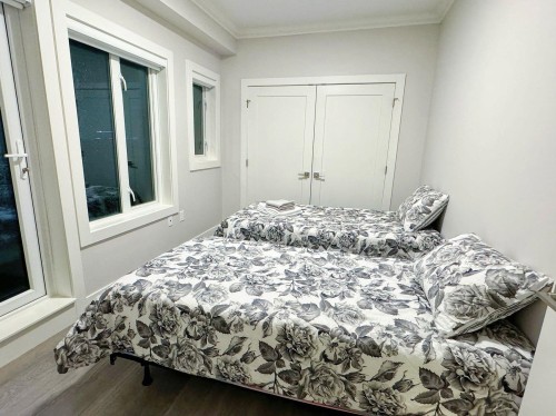 7555 Oak Street, Vancouver, BC 