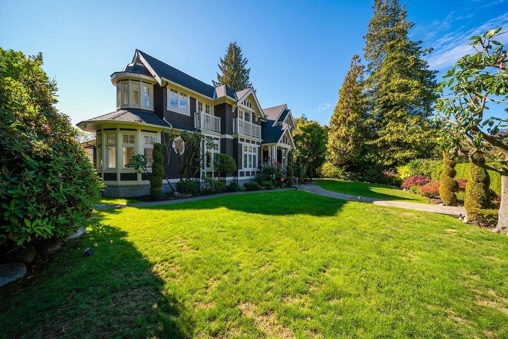 1568 32Nd Avenue W, Vancouver, BC