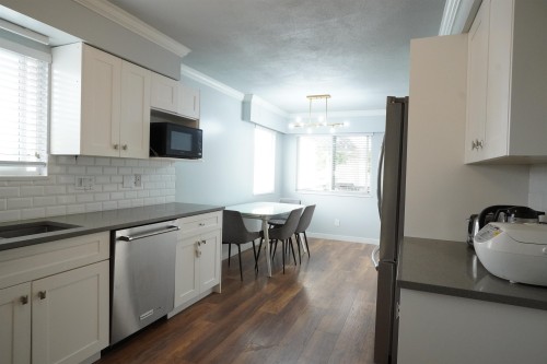 6819 Knight Street, Vancouver, BC 