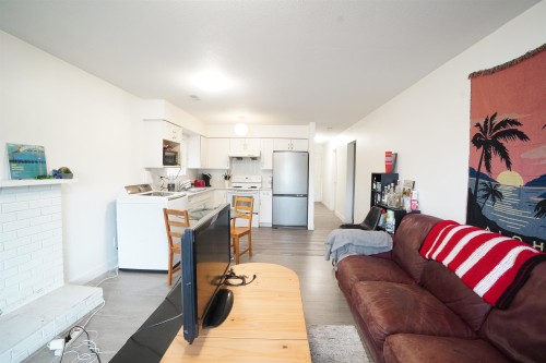 6819 Knight Street, Vancouver, BC 