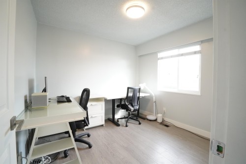 6819 Knight Street, Vancouver, BC 