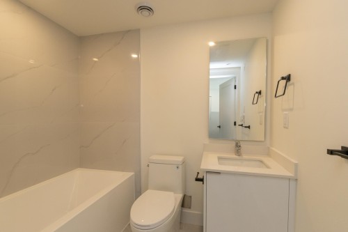 5399 Joyce, Vancouver, BC 