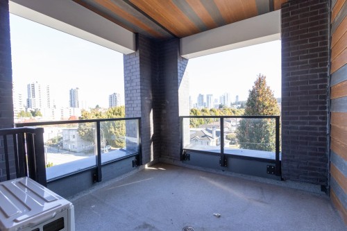 5399 Joyce, Vancouver, BC 
