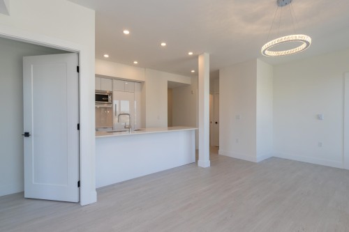 5399 Joyce, Vancouver, BC 
