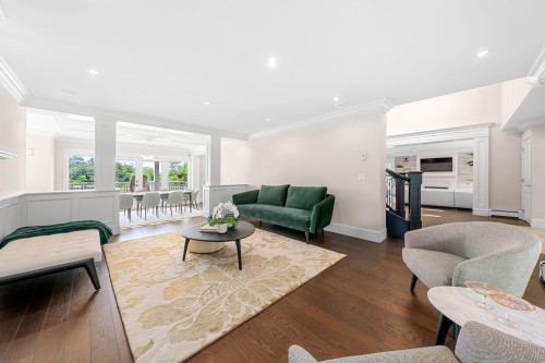 1259 Keith Road W, North Vancouver, BC 