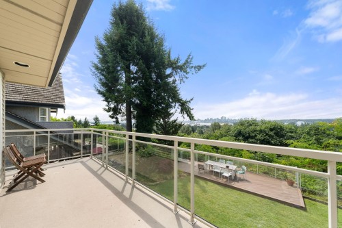 1259 Keith Road W, North Vancouver, BC 