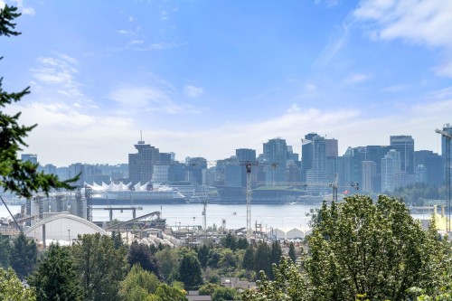 1259 Keith Road W, North Vancouver, BC 
