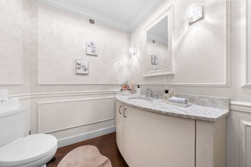 1259 Keith Road W, North Vancouver, BC 