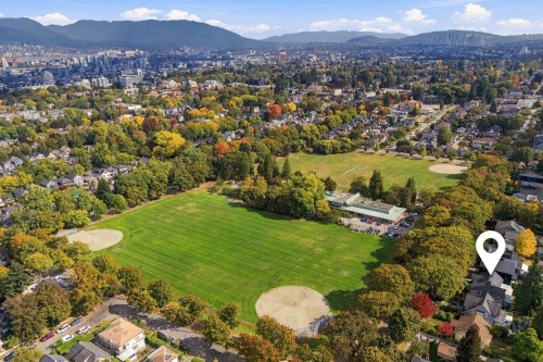 840 22Nd Avenue W, Vancouver, BC 