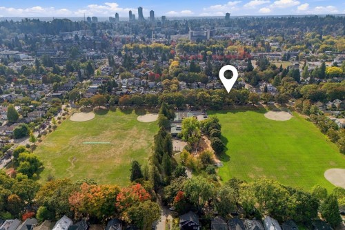 840 22Nd Avenue W, Vancouver, BC 