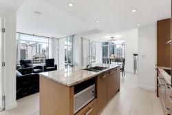 908-1028 Barclay Street  Vancouver, BC V6E 0B1
