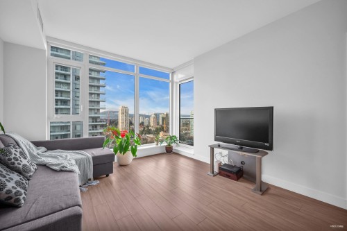 1701-4458 Beresford Street  Burnaby, BC V5H 0J1