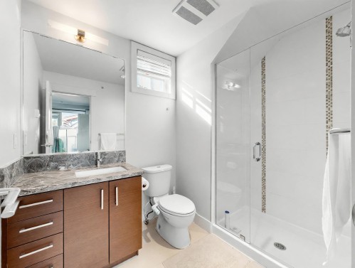 5978 Oak Street, Vancouver, BC 