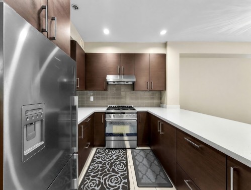 5978 Oak Street, Vancouver, BC 