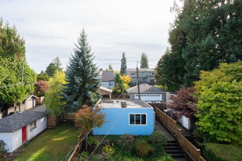 3328 30Th Avenue W, Vancouver, BC 