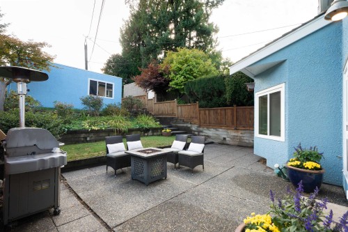 3328 30Th Avenue W, Vancouver, BC 