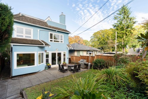 3328 30Th Avenue W, Vancouver, BC 