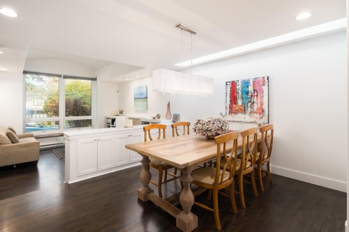 3328 30Th Avenue W, Vancouver, BC 