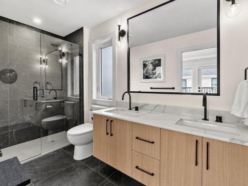 11486 Railway Avenue, Richmond, BC 
