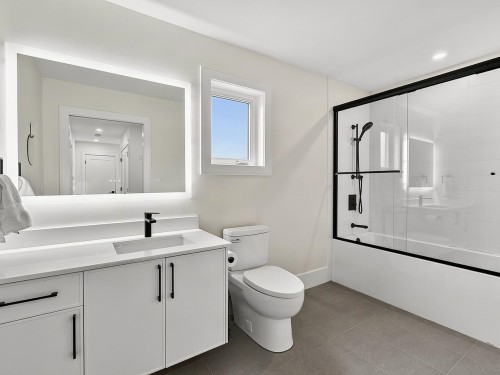 11486 Railway Avenue, Richmond, BC 