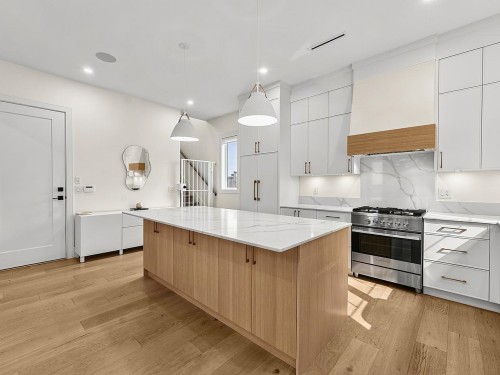 11486 Railway Avenue, Richmond, BC 