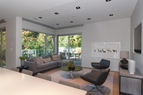 3023 Mathers Avenue, West Vancouver, BC 