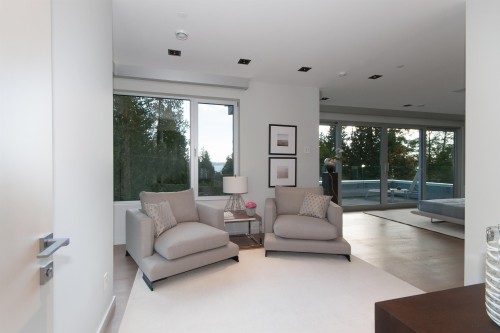 3023 Mathers Avenue, West Vancouver, BC 