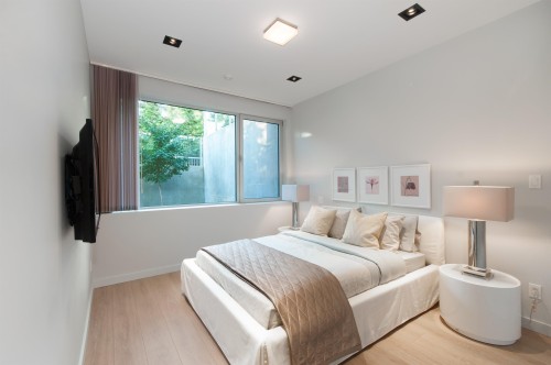 3023 Mathers Avenue, West Vancouver, BC 