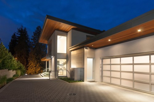 3023 Mathers Avenue, West Vancouver, BC 