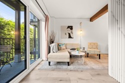 207-1655 Nelson Street  Vancouver, BC V6G 1M4