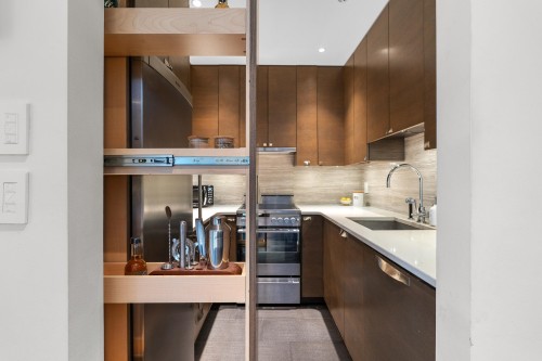 1339 8Th Avenue W, Vancouver, BC 