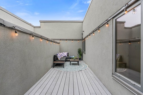 1339 8Th Avenue W, Vancouver, BC 