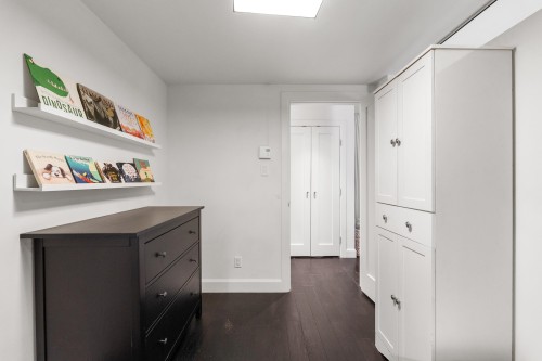 1339 8Th Avenue W, Vancouver, BC 