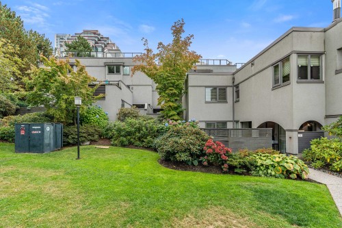 1339 8Th Avenue W, Vancouver, BC 