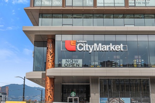 1339 8Th Avenue W, Vancouver, BC 
