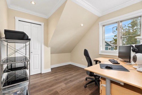 3895 Dumfries Street, Vancouver, BC 