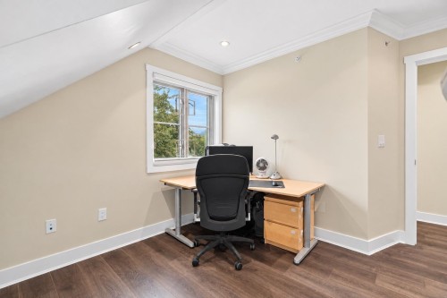3895 Dumfries Street, Vancouver, BC 