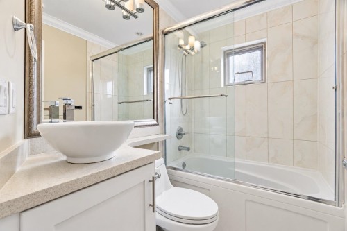 3895 Dumfries Street, Vancouver, BC 