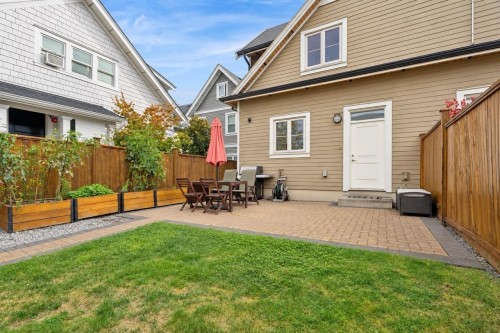 3895 Dumfries Street, Vancouver, BC 