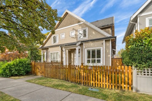 3895 Dumfries Street, Vancouver, BC 
