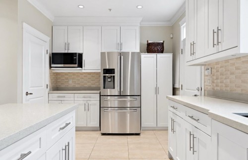 3895 Dumfries Street, Vancouver, BC 