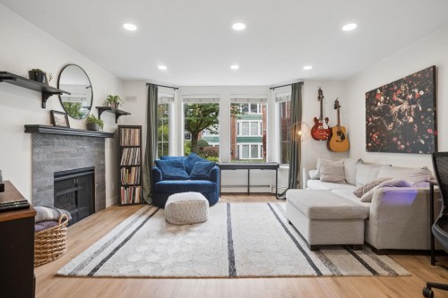 108-1655 Augusta Avenue  Burnaby, BC V5A 4S8