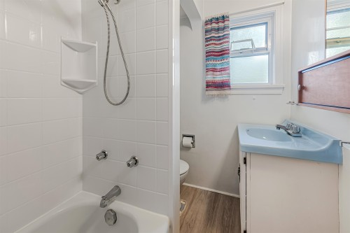 3039 20Th Avenue W, Vancouver, BC 